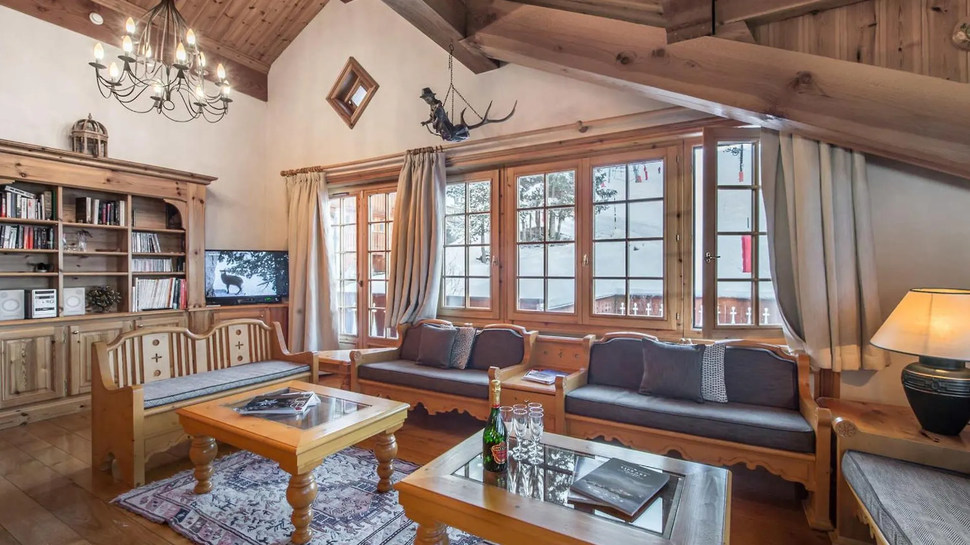 Chalet Savoyard De Caractere Avec Sauna Et Cheminee A Courchevel 1650 - Fr-1-563-17