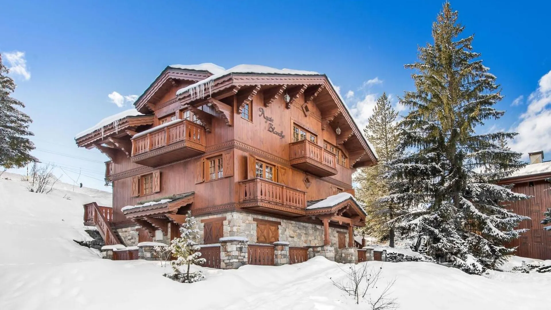 Chalet Savoyard De Caractere Avec Sauna Et Cheminee A Courchevel 1650 - Fr-1-563-17